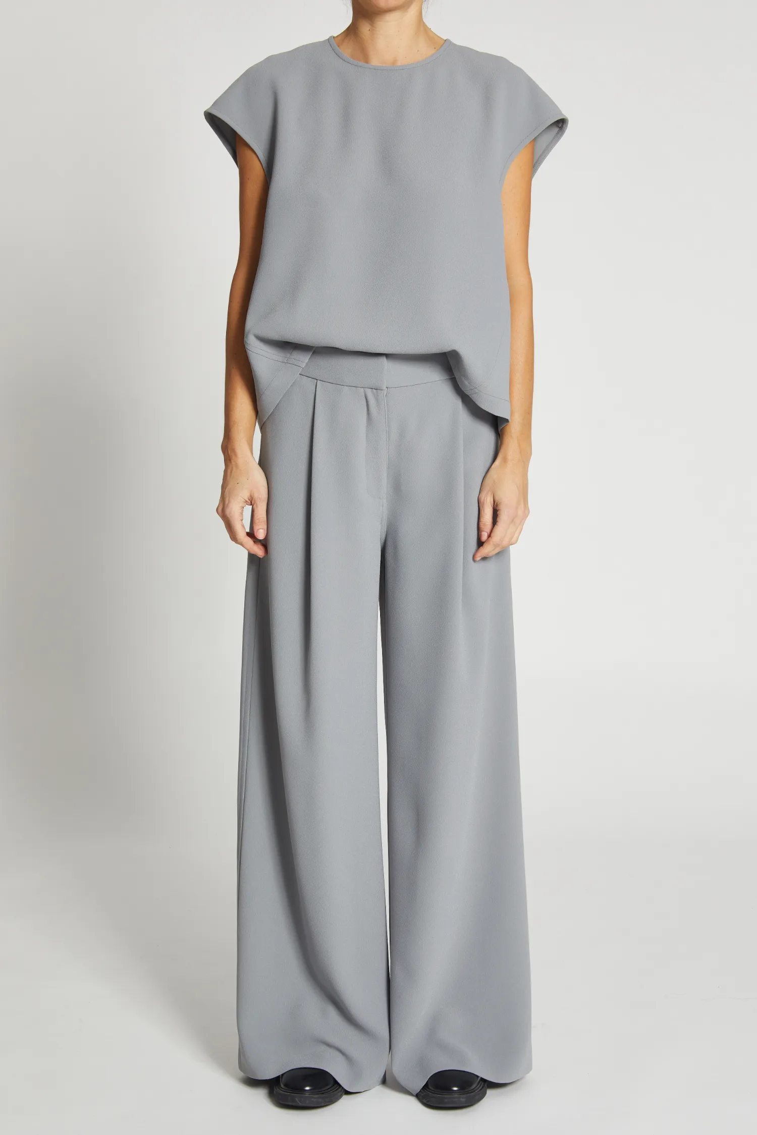 Neve Crepe Pant