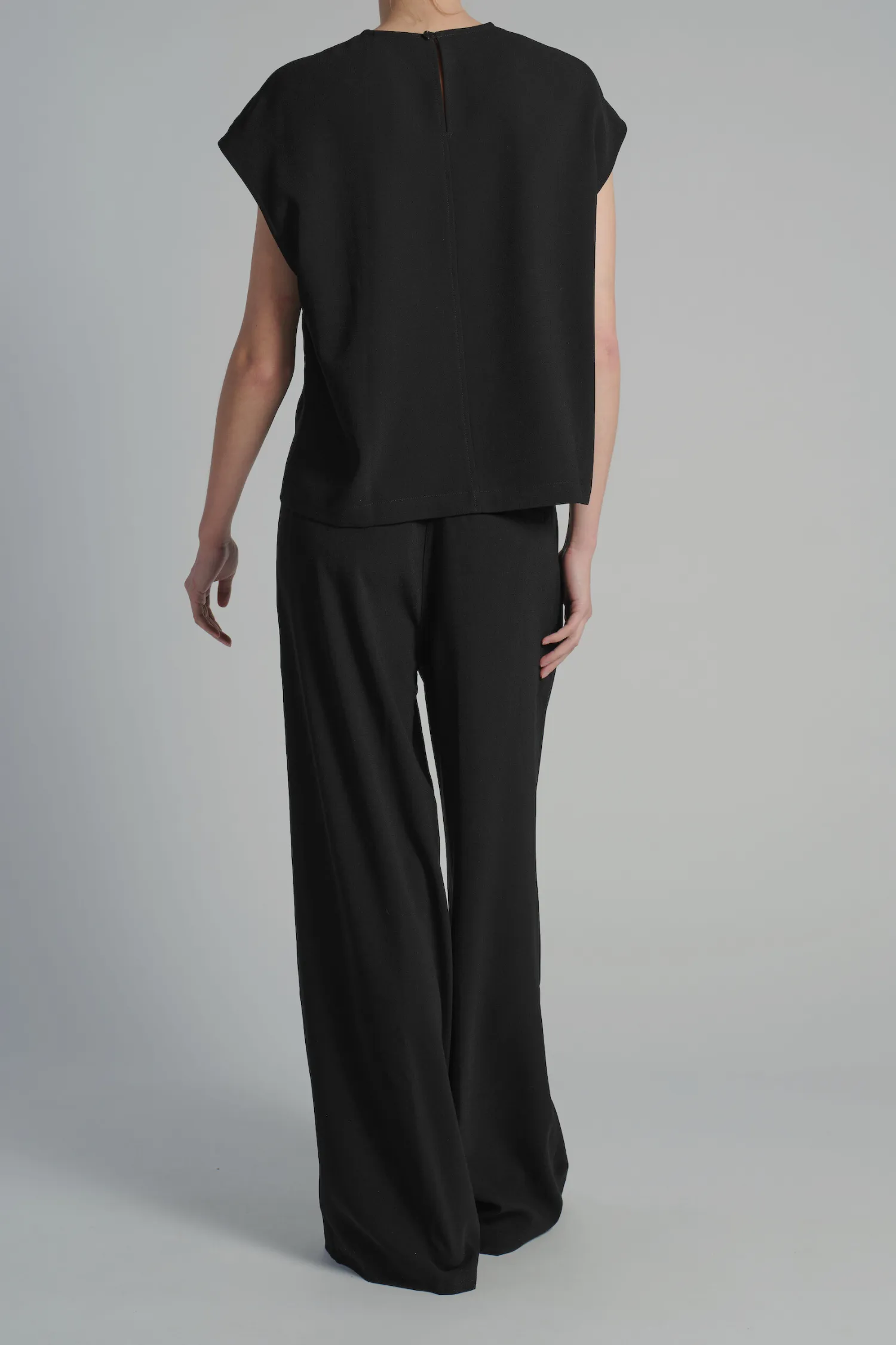 Neve Crepe Pant