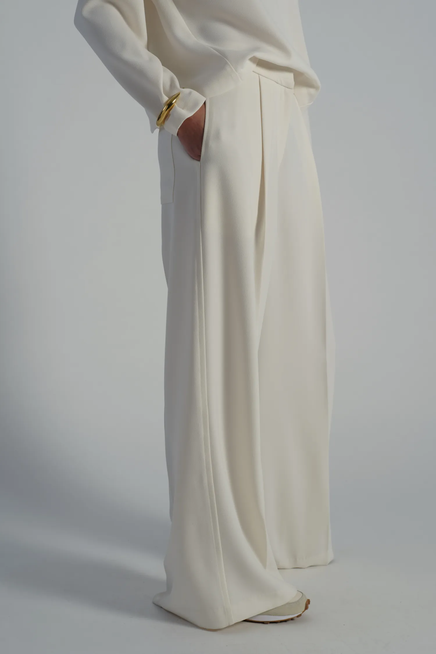 Neve Crepe Pant
