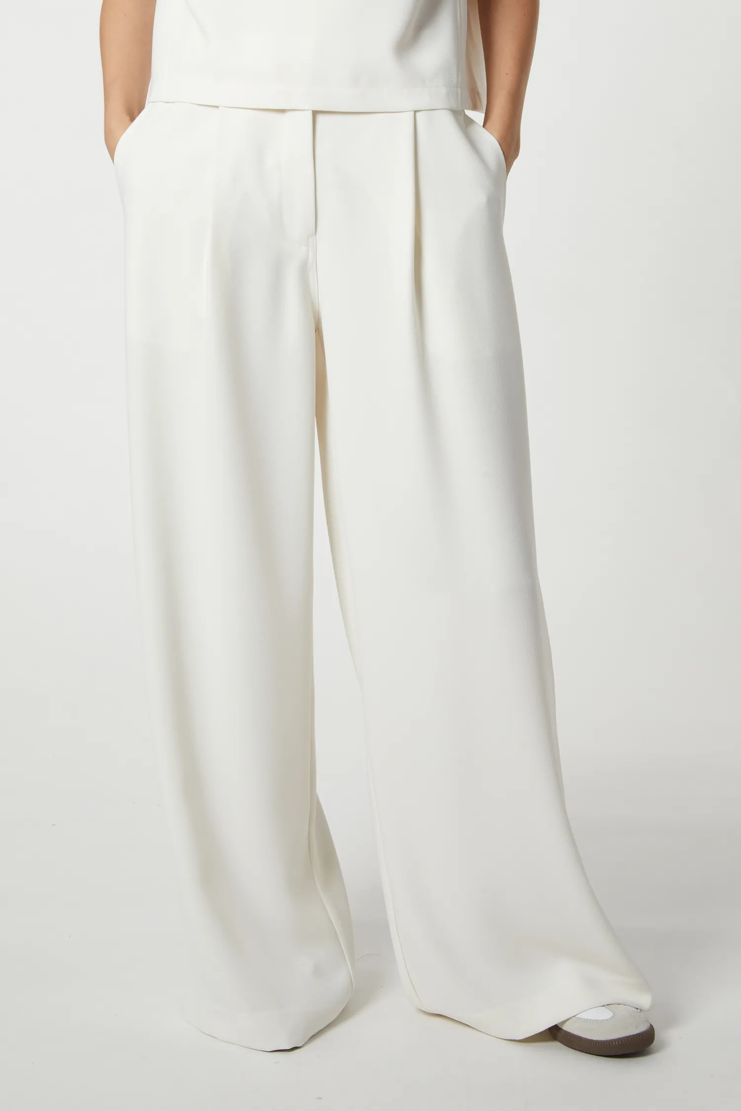 Neve Crepe Pant