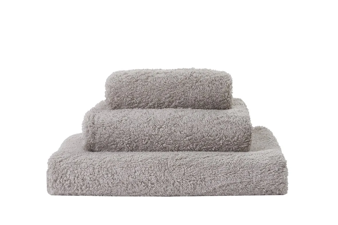 Super Pile Cloud Towels by Abyss and Habidecor